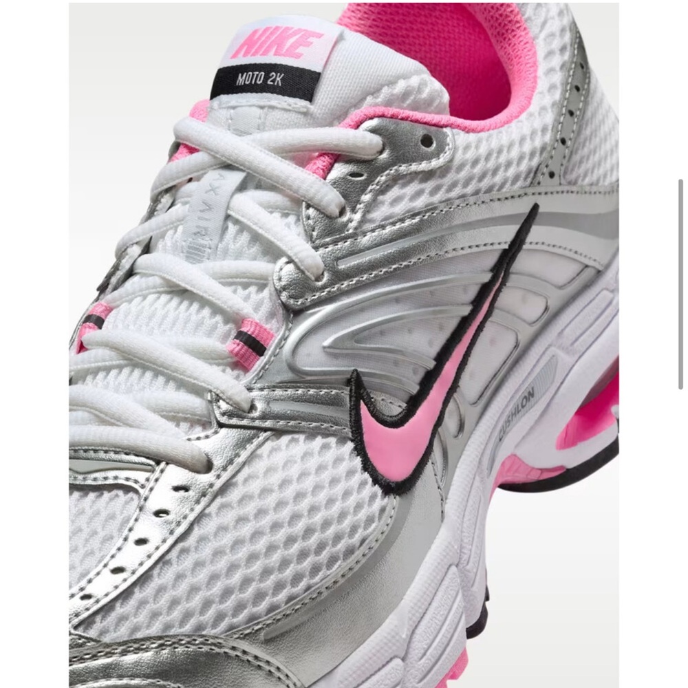 Nike Air Max Moto 2K HQ2056-101 Women's
7.5 White Pink Lifestyle Shoes RHS8575